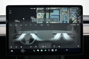 Tesla Model Y bild 13