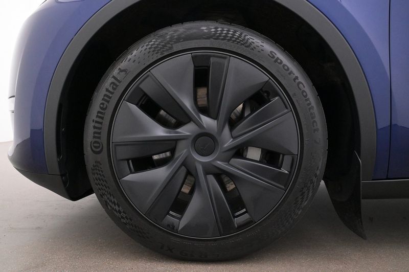 Tesla Model Y bild 27
