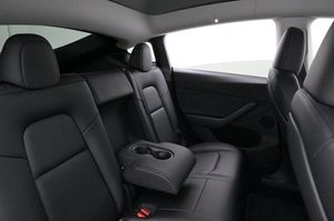 Tesla Model Y bild 20