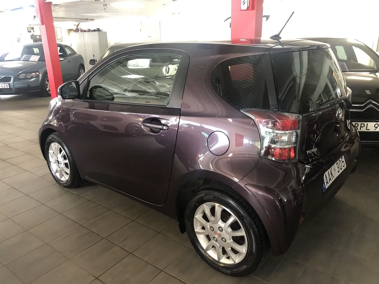 Vehicle image 1