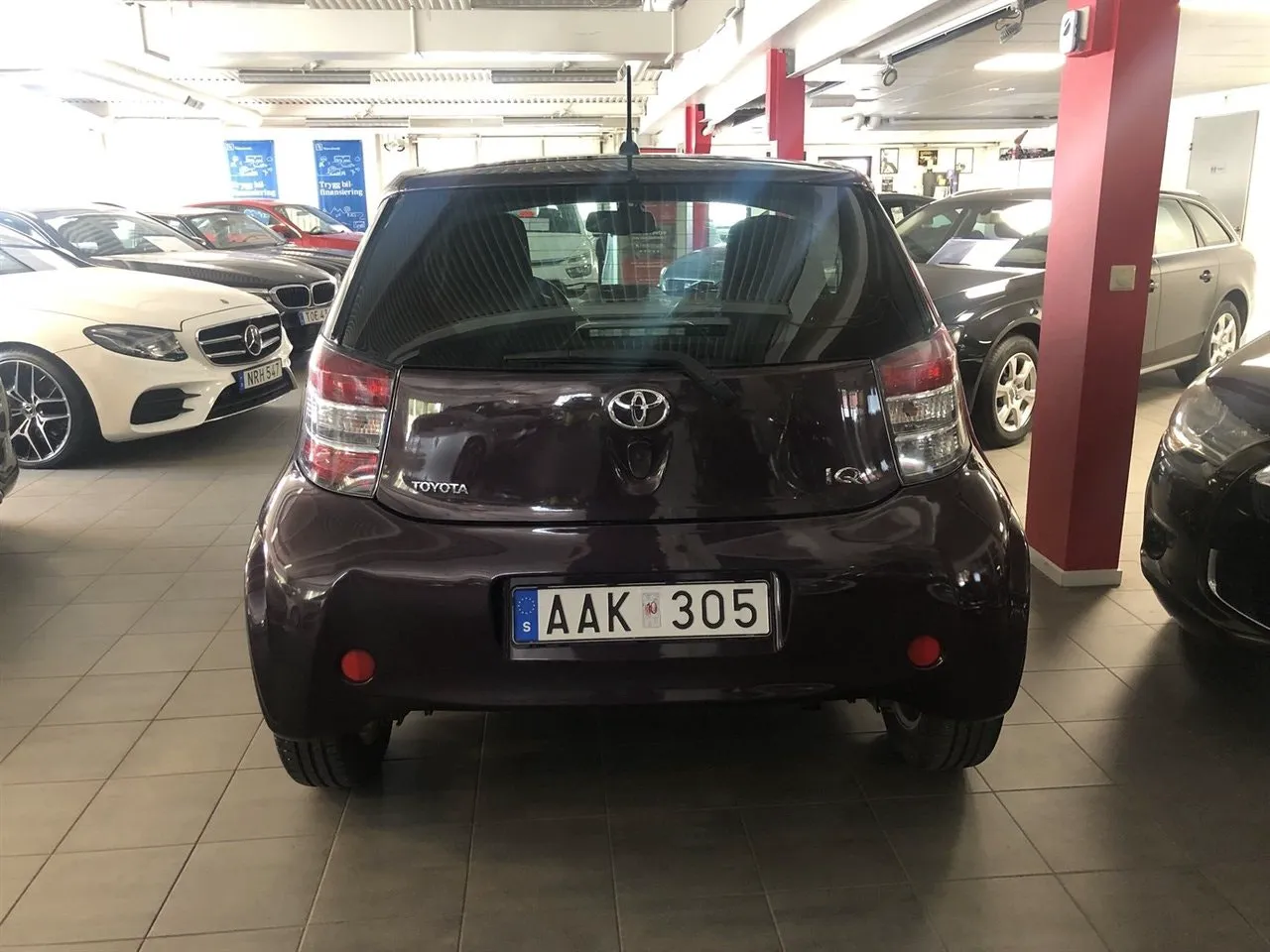 Vehicle image 2