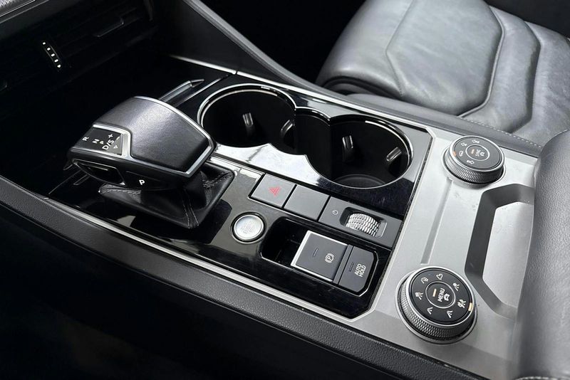 Volkswagen Touareg bild 18