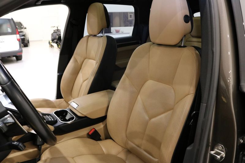 Porsche Cayenne bild 15