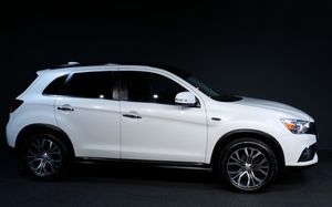 Mitsubishi ASX bild 2