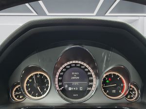 Mercedes E200 bild 11