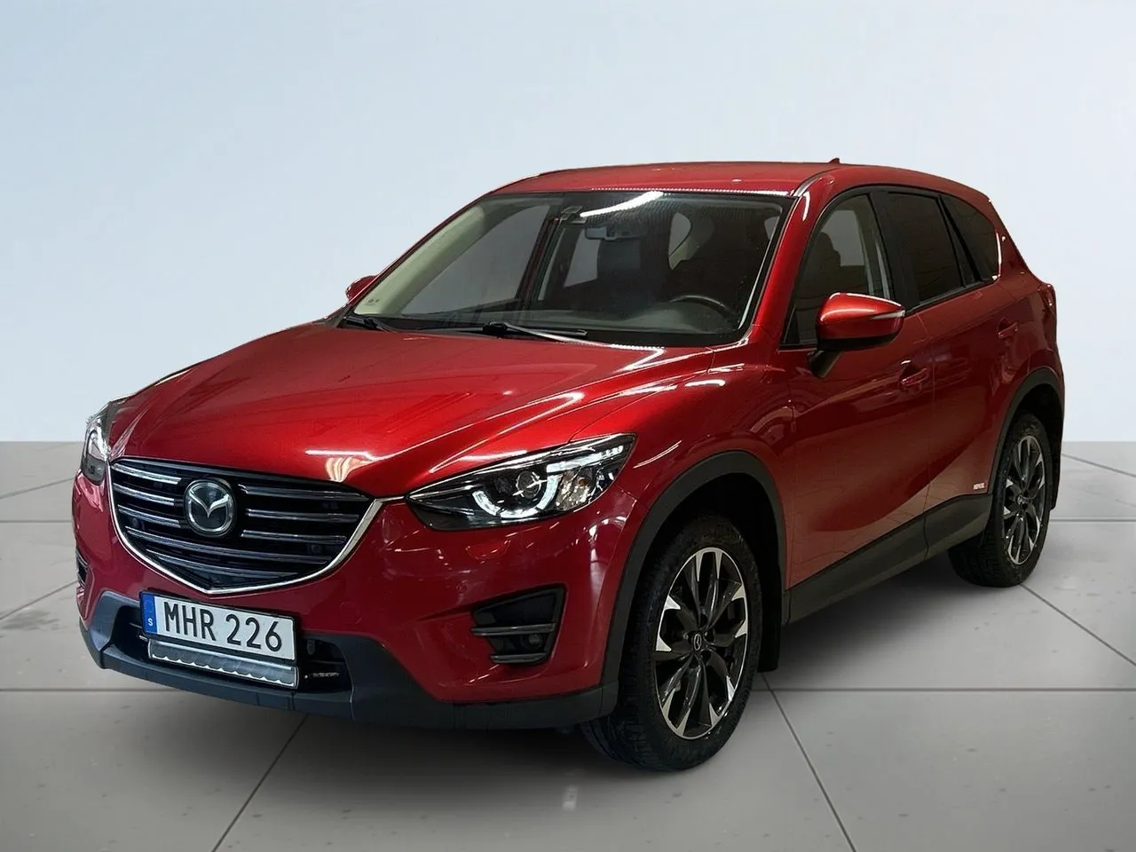 Vehicle image 15