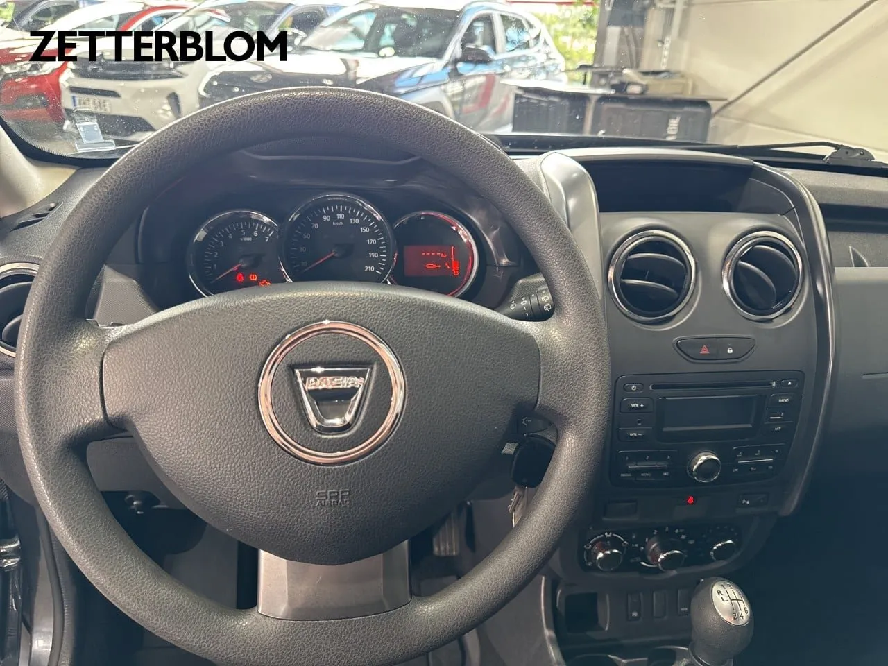 Vehicle image 11