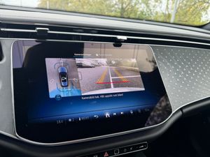 Mercedes E300 bild 13