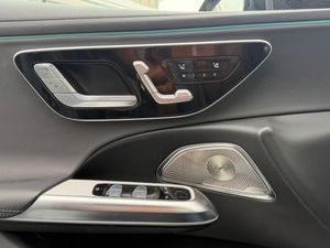 Mercedes E300 bild 14