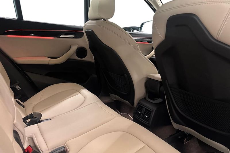 BMW X1 bild 7