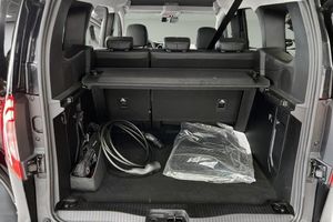 Mercedes EQT200 bild 14