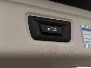 BMW 330 bild 35