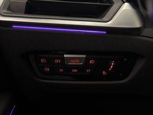 BMW 330 bild 31