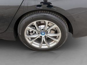 BMW 330 bild 37