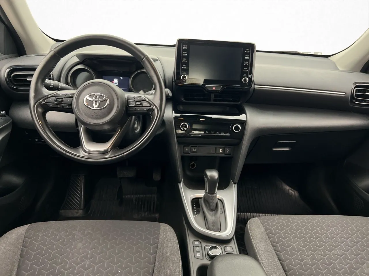 Vehicle image 11
