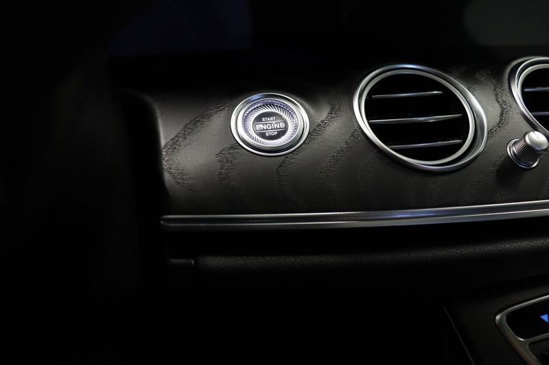 Mercedes E220 bild 26