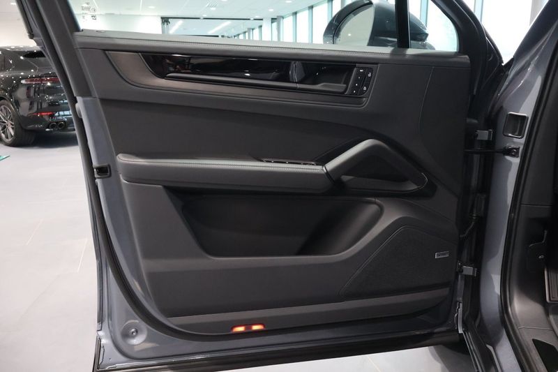 Porsche Cayenne bild 11