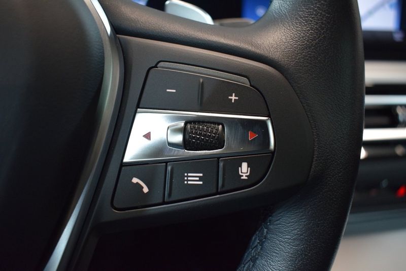 BMW 320 bild 19