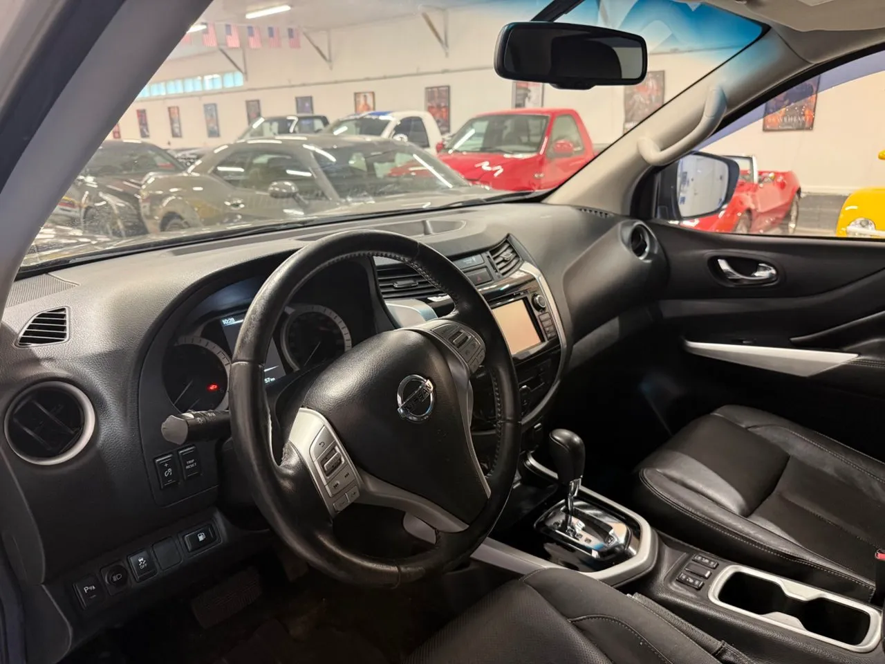 Vehicle image 18
