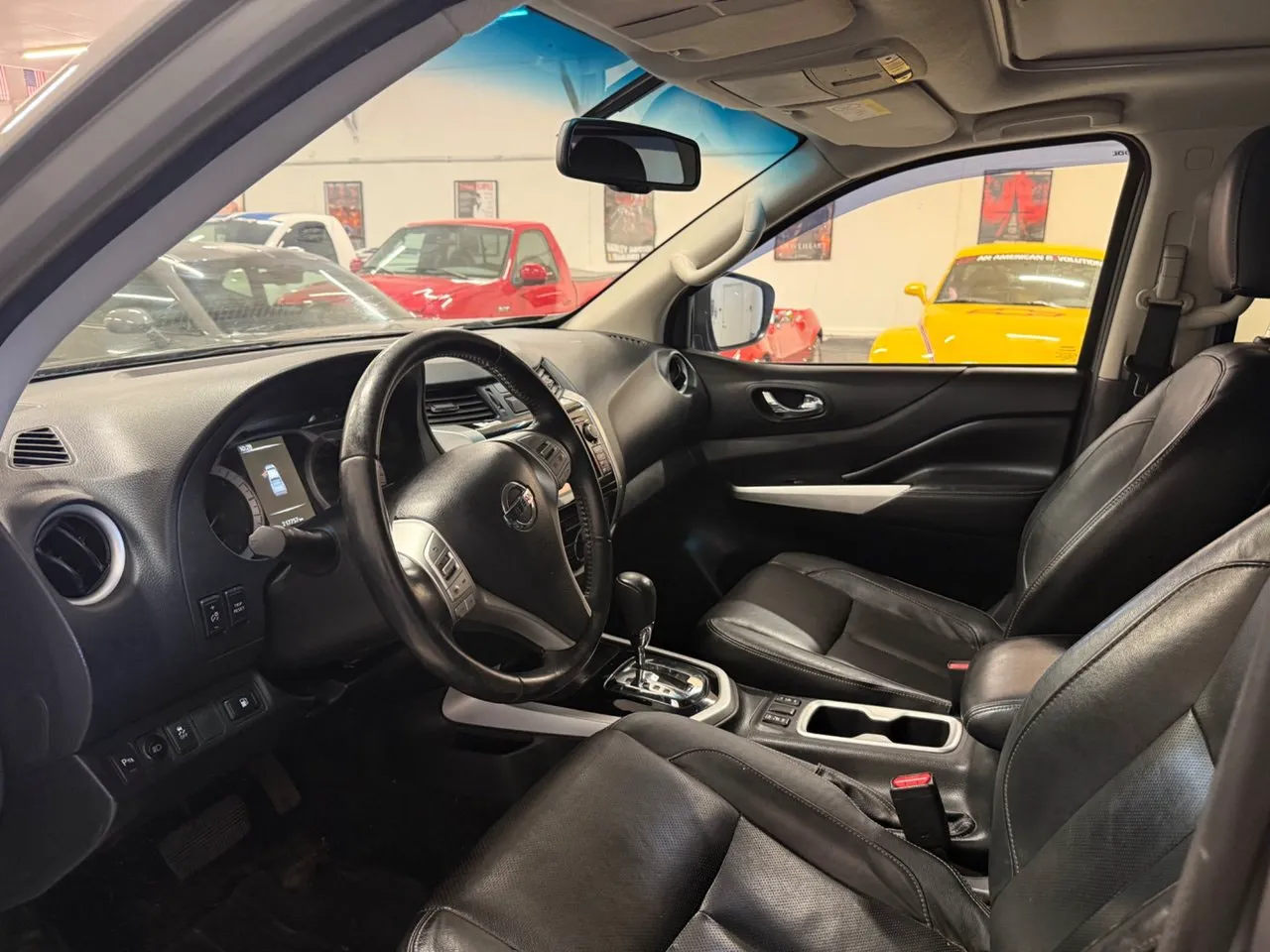 Vehicle image 17