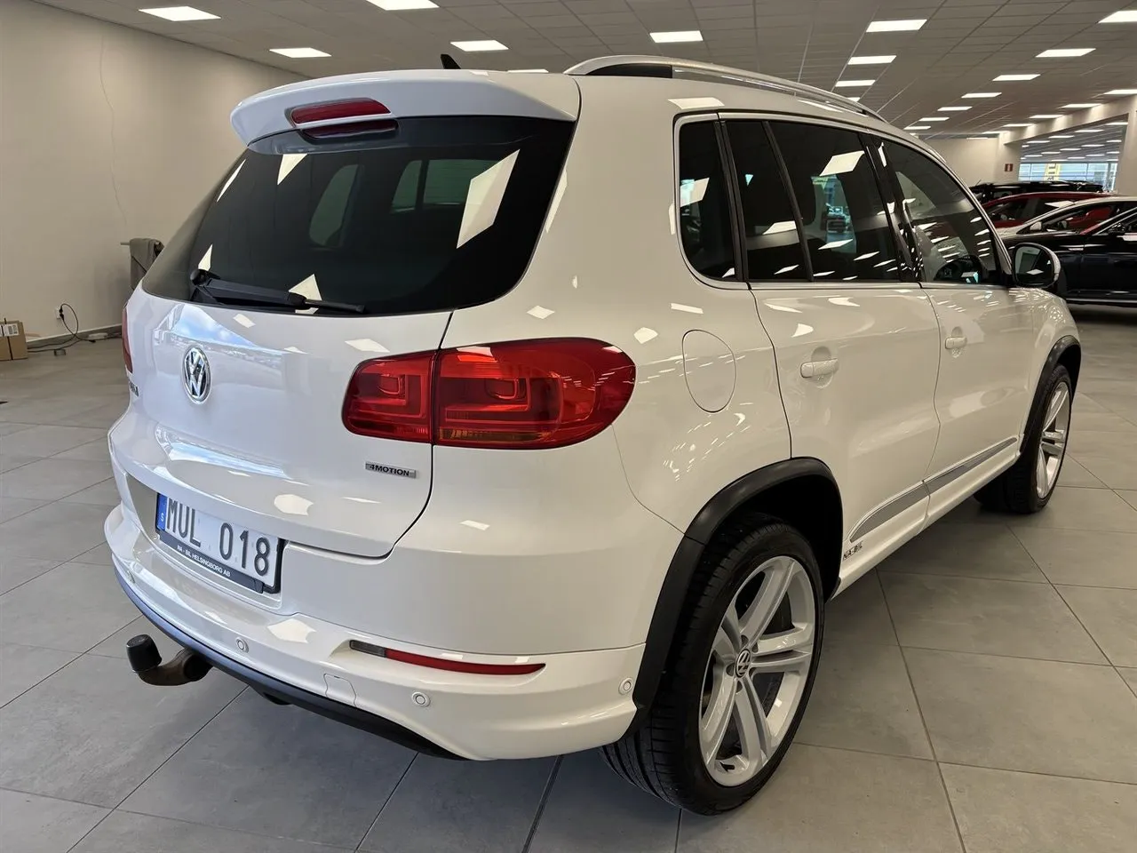 Vehicle image 2