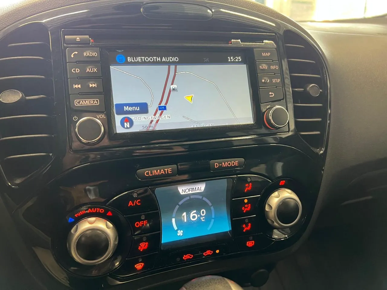 Vehicle image 18