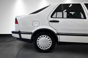 Saab 9000 bild 3