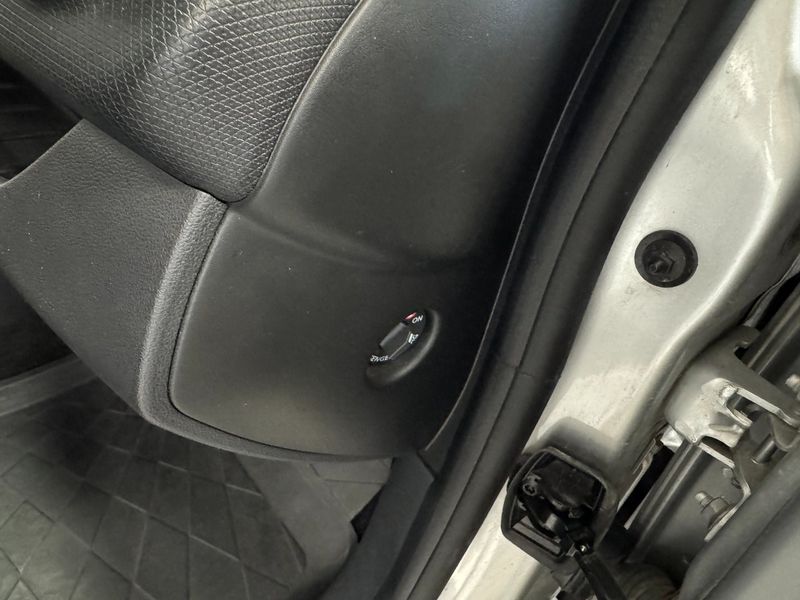 Renault Clio bild 17