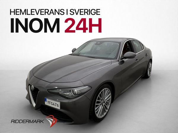 Alfa Romeo Giulia 2.2 JTD 180hk Super Navi Sensorer Elstol - 2017