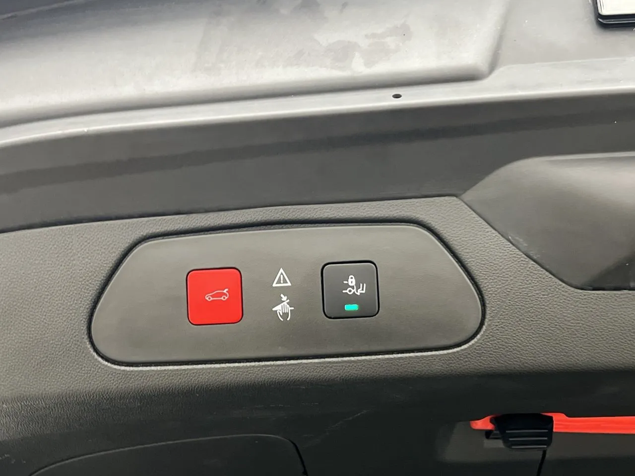 Vehicle image 29