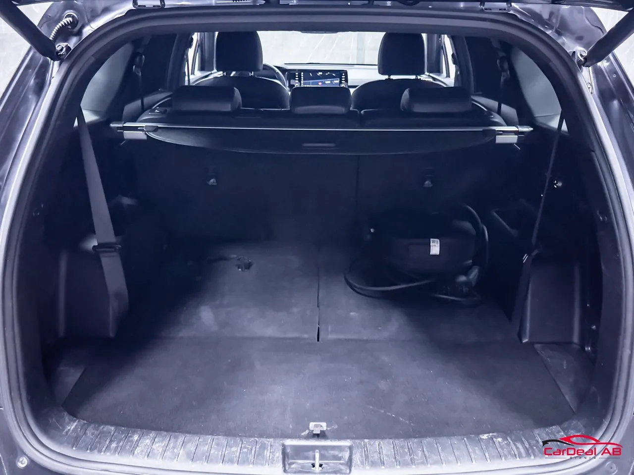 Vehicle image 17