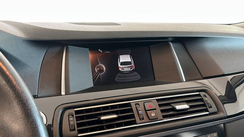 BMW 520 bild 12