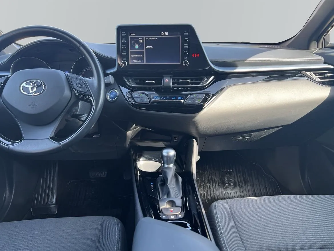 Vehicle image 7