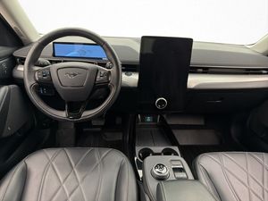 Ford Mustang Mach-E bild 13