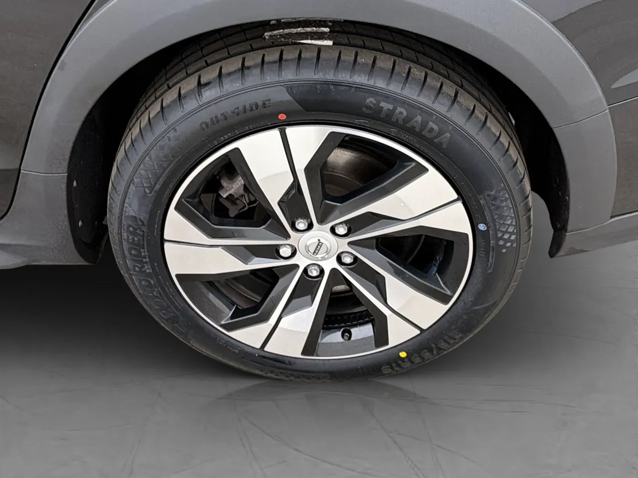 Vehicle image 31