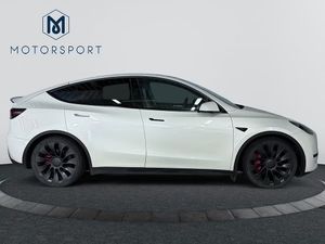Tesla Model Y bild 9