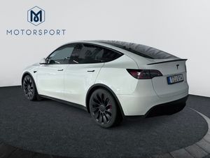 Tesla Model Y bild 5