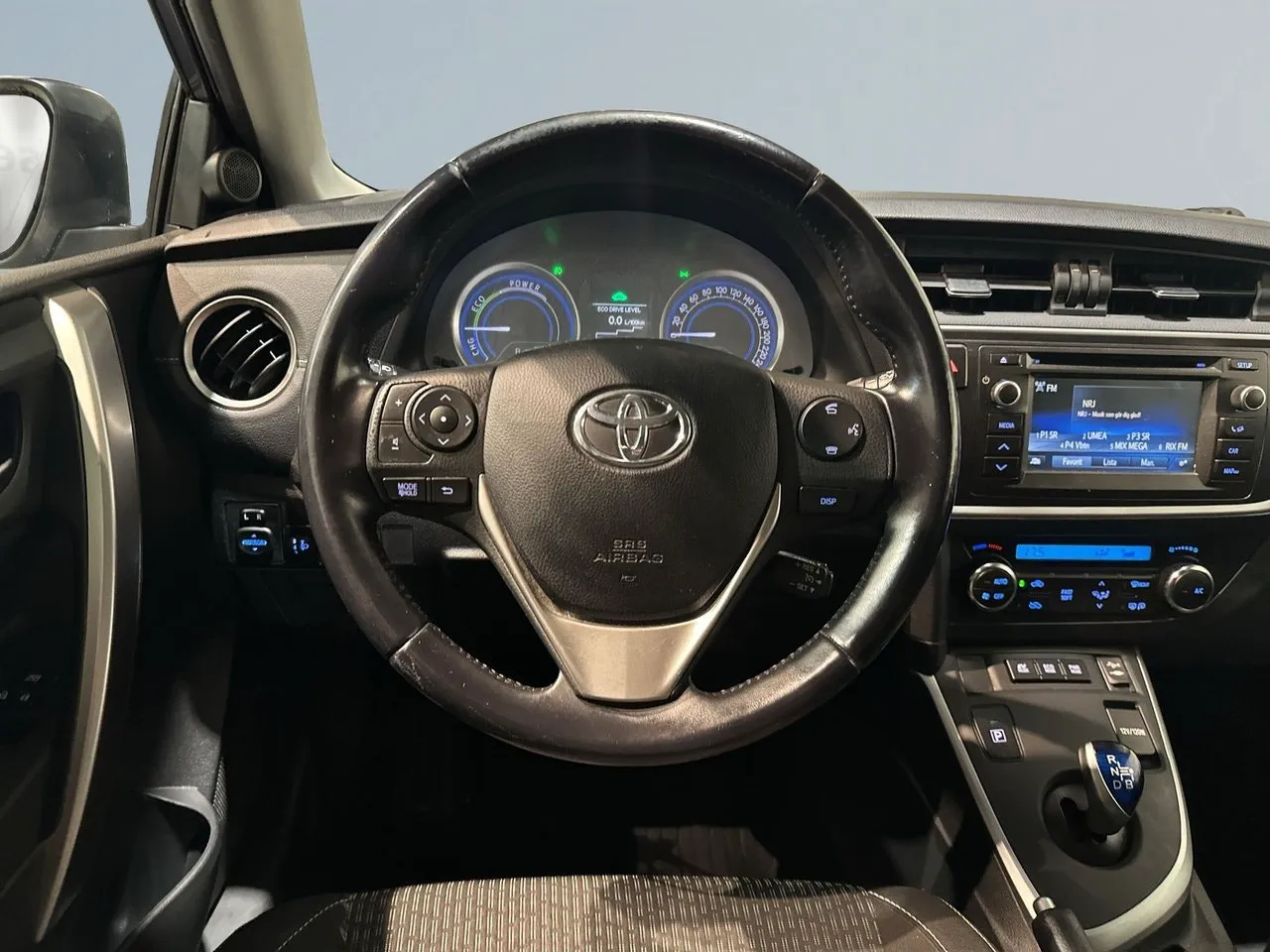 Vehicle image 8