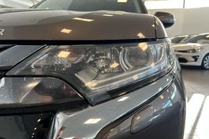 Mitsubishi Outlander bild 16