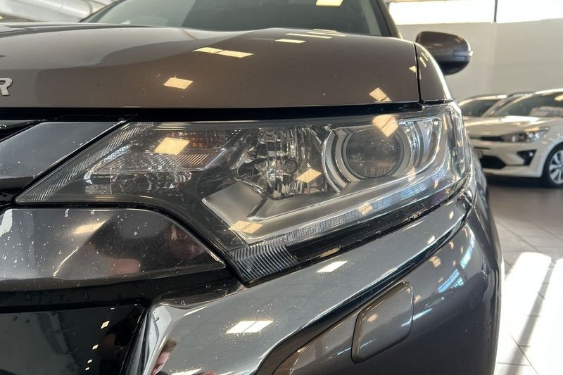 Mitsubishi Outlander bild 16