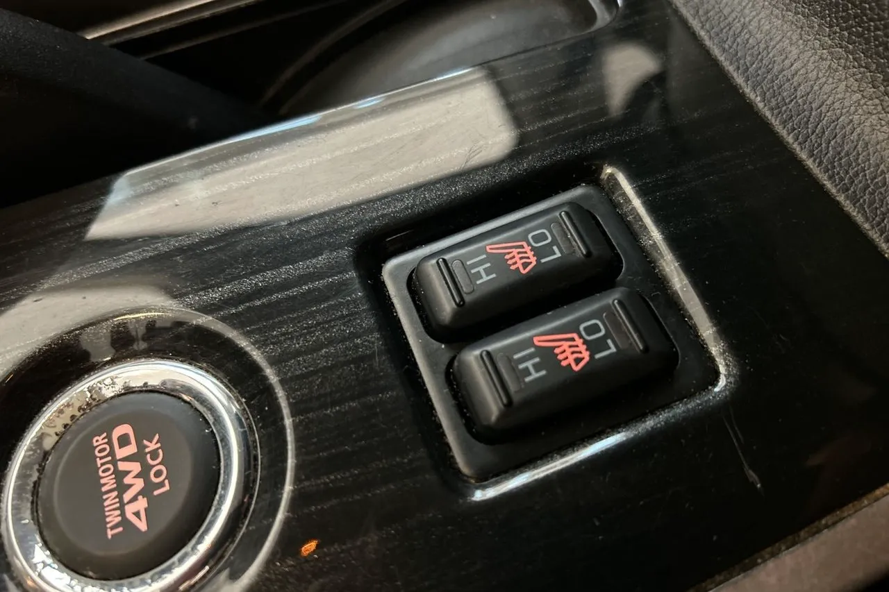 Vehicle image 29