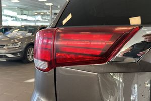Mitsubishi Outlander bild 13