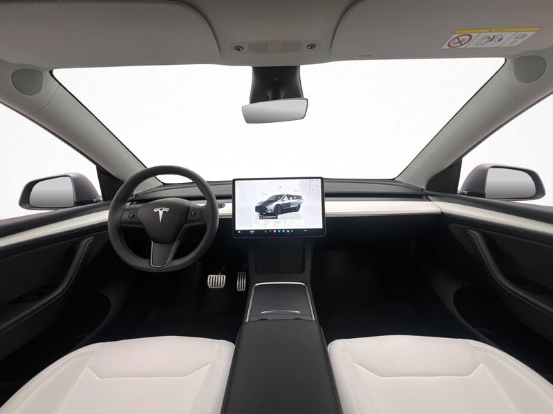 Tesla Model Y bild 18
