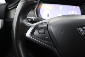 Tesla Model S bild 15