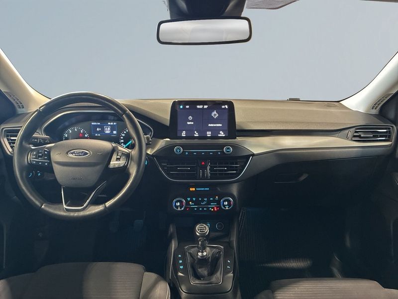 Ford Focus bild 8