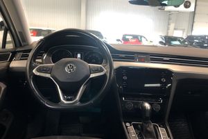 Volkswagen Passat bild 10