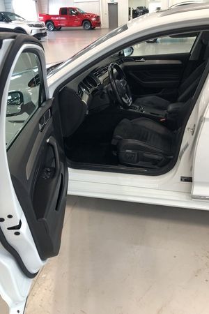 Volkswagen Passat bild 11