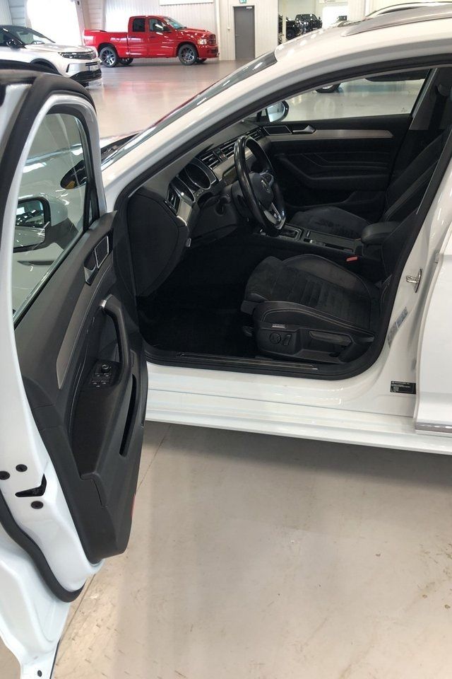 Volkswagen Passat bild 11