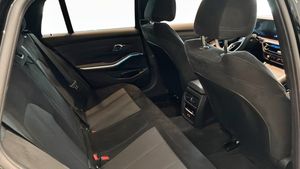 BMW 330 bild 5
