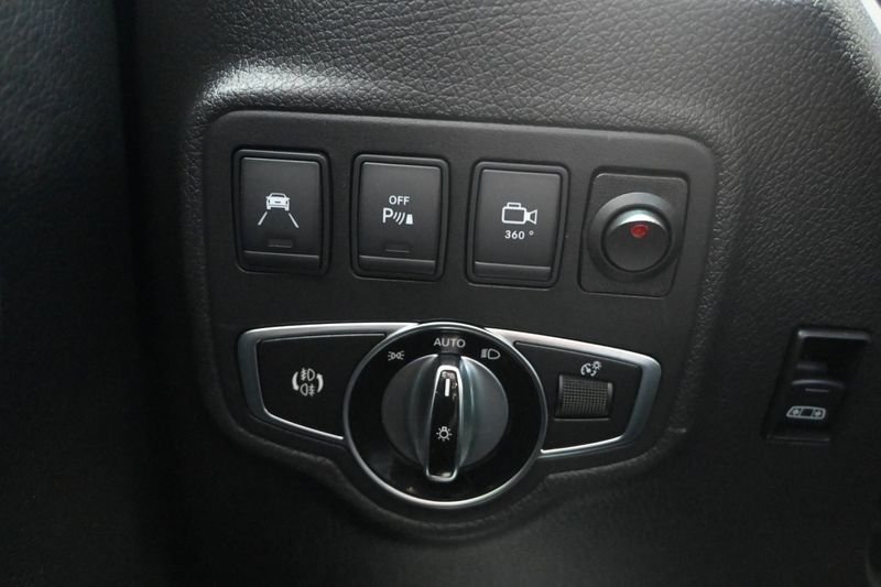 Mercedes X250 bild 17